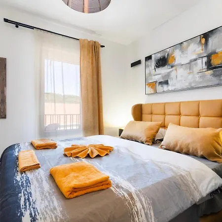 Mira Apartment Stomorska